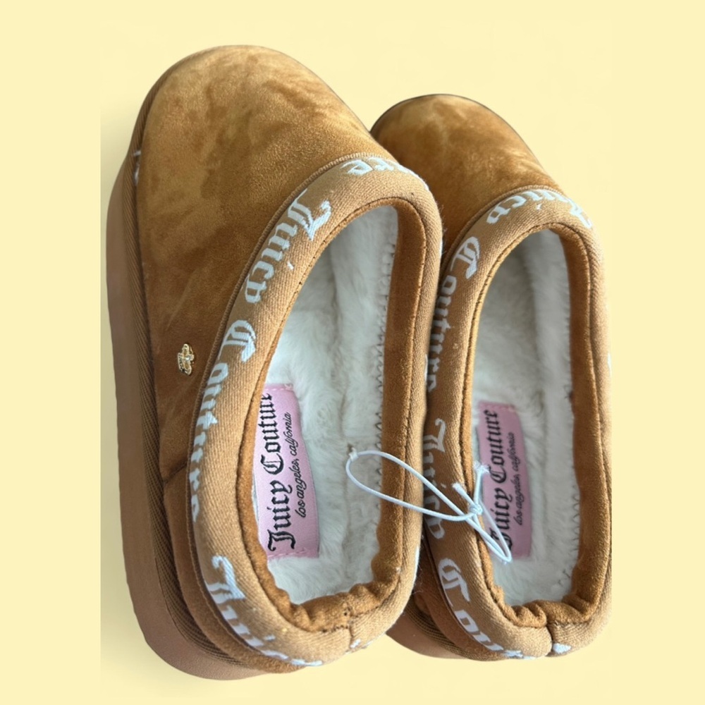 Juicy Couture Tan Velour Slip-On Slippers | Size 9 - NEW - Picture 1 of 5